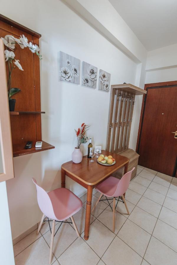 Shiny Filis For 2 Vipgreece Apartamento Atenas Exterior foto