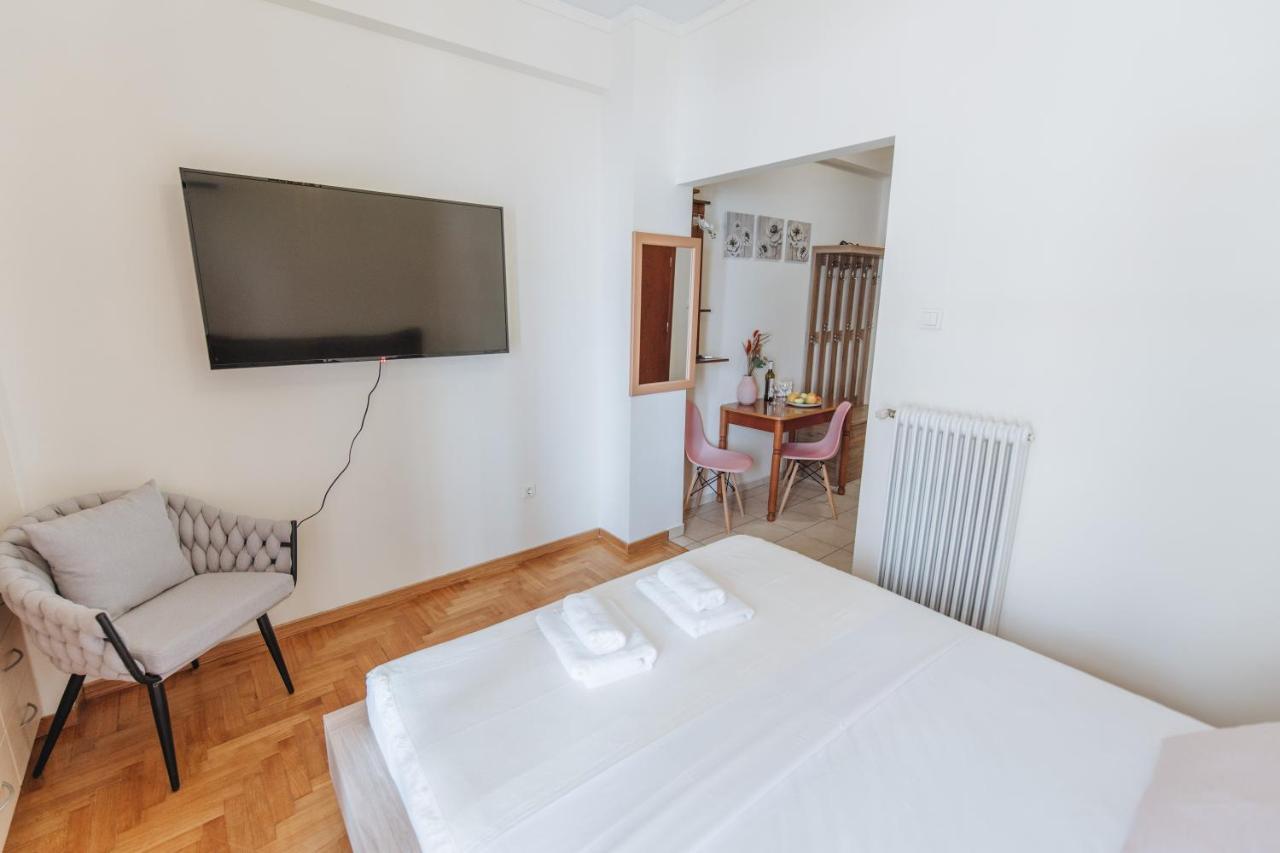 Shiny Filis For 2 Vipgreece Apartamento Atenas Exterior foto